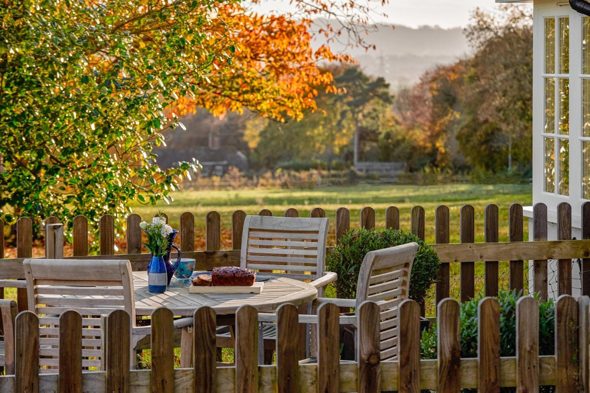Ferienwohnung Garden Flat Near Goodwood With Stunning Views Petersfield Exterior foto